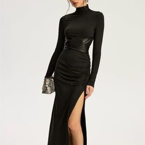 Elegant Black Long Sleeve Dress